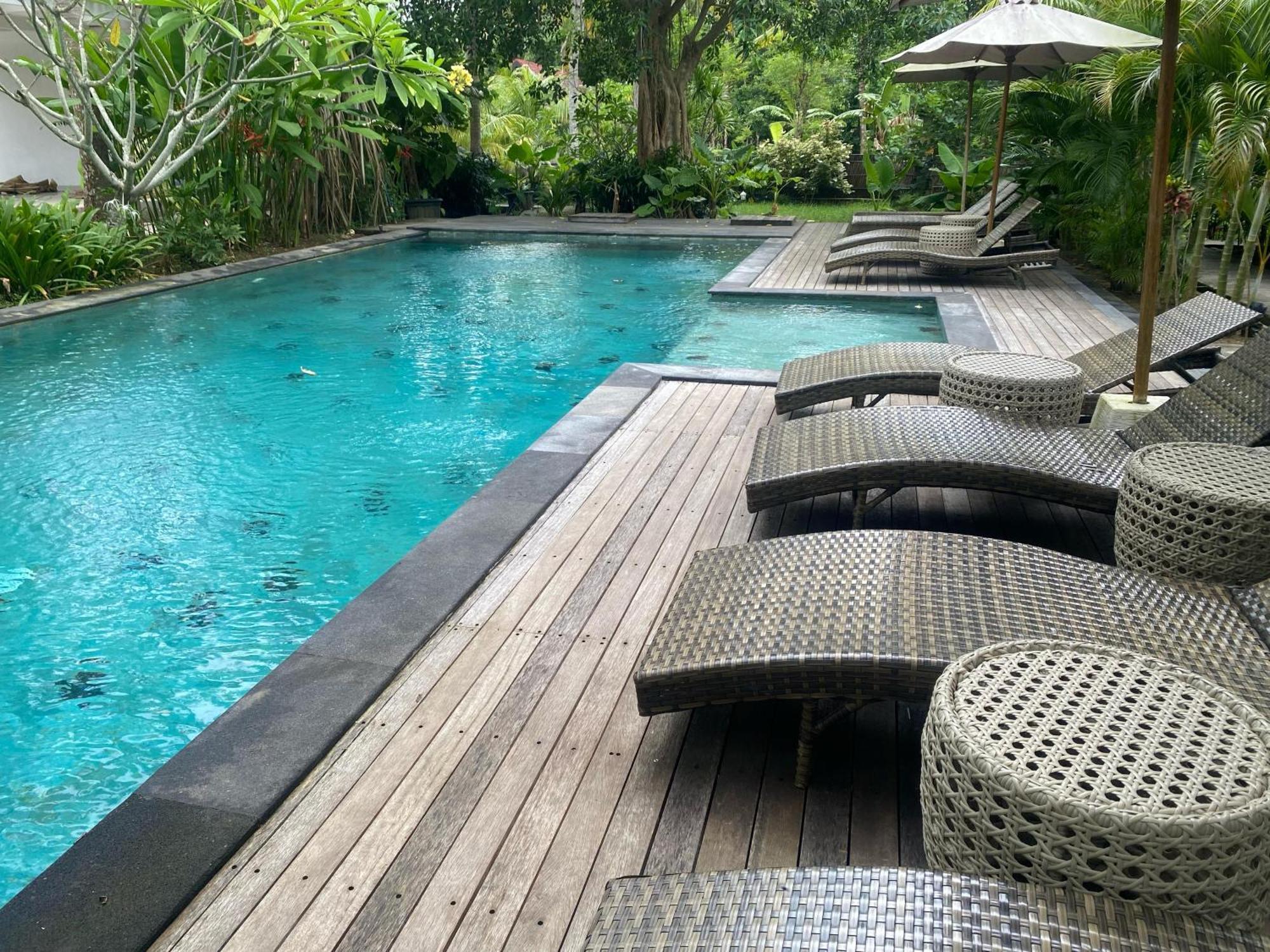 Kulkul Bungalow Ped Luaran gambar
